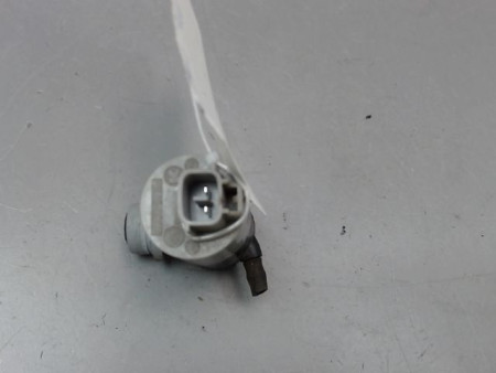 POMPE LAVE-GLACE AVANT PEUGEOT 108