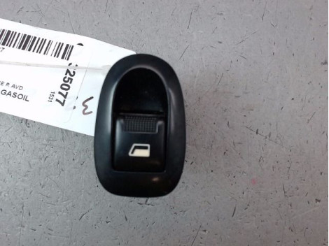 COMMANDE LEVE-GLACE PORTE AVD PEUGEOT 1007 2005-2010