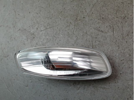 REPETITEUR AILE DROIT PEUGEOT 3008 BREAK I Phase 1 2009-2013