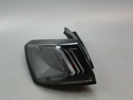 FEU ARRIERE GAUCHE  PEUGEOT 3008 2009-