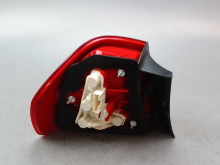 FEU ARRIERE DROIT BMW SERIE 3 BERL. V Phase 1 (E90) 2005-2008