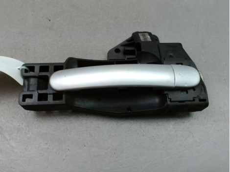 POIGNEE EXTERIEURE PORTE AVANT DROIT AUDI TT COUPE II Phase 1 2006-2010