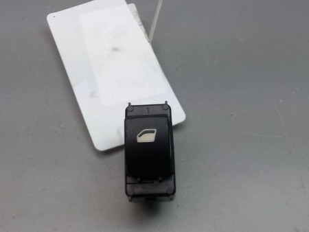 COMMANDE LEVE-GLACE PORTE AVD CITROEN BERLINGO II BREAK 2008-