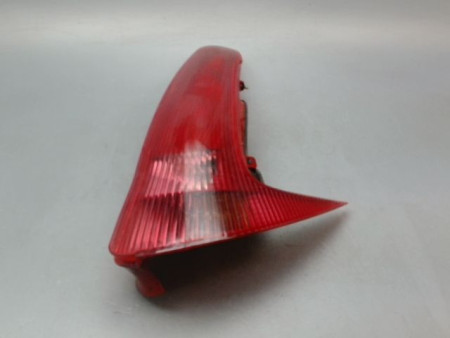FEU ARRIERE DROIT PEUGEOT 206 SW 2002-2006
