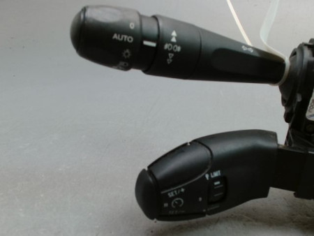 BLOC COMMODOS PEUGEOT 208