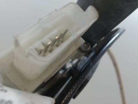 MECANISME+MOTEUR LEVE-GLACE AVANT DROIT PEUGEOT 308 2011-