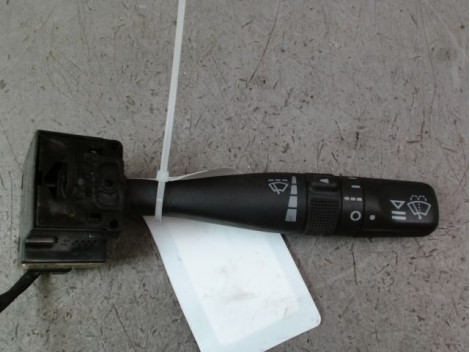 COMMANDE ESSUIE GLACE LAND ROVER FREELANDER 2001-2002