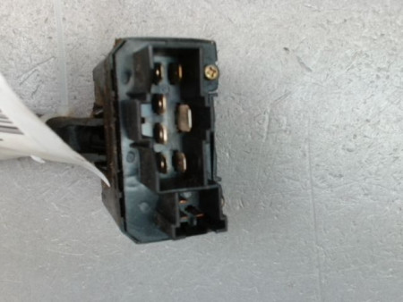 COMMANDE ECLAIRAGE LAND ROVER FREELANDER 2001-2002