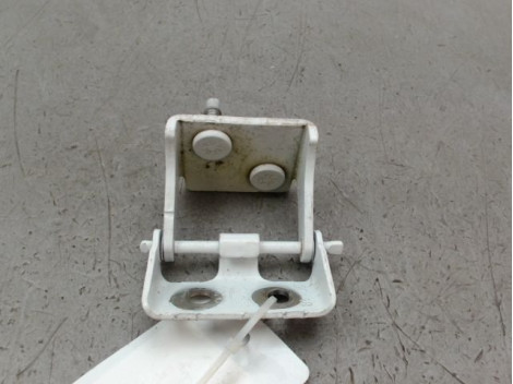 CHARNIERE HAYON D FORD FIESTA 2005-