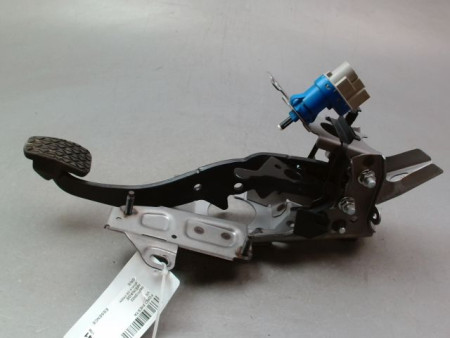 PEDALE DE FREIN FORD FIESTA 2008-
