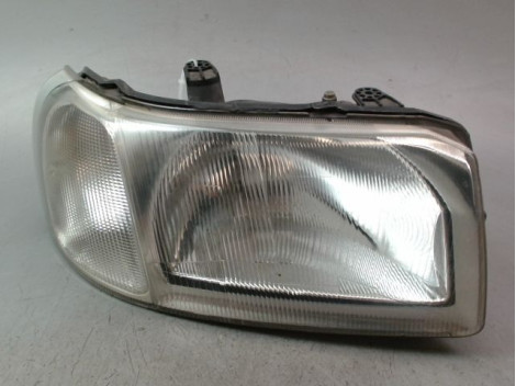 PHARE DROIT LAND ROVER FREELANDER 2001-2002
