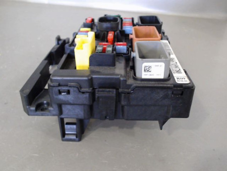 BOITE A FUSIBLES PEUGEOT 207 2006-2013