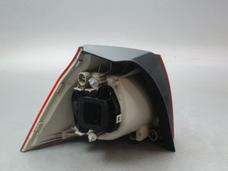 FEU ARRIERE DROIT VOLKSWAGEN GOLF V (1K) 2003-2008