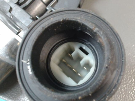 MECANISME+MOTEUR LEVE-GLACE AVANT DROIT TOYOTA YARIS 2005-