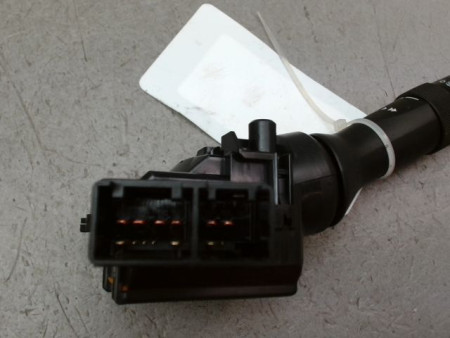 COMMANDE ESSUIE GLACE TOYOTA PRIUS 2004-