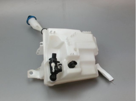 RESERVOIR LAVE-GLACE AVANT FORD FOCUS III 2011-...
