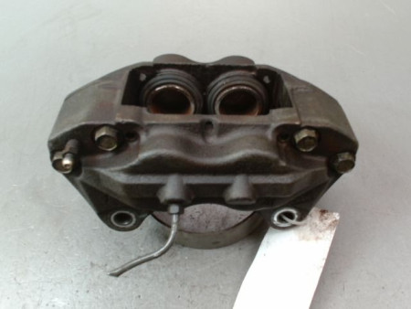 ETRIER DE FREIN AVANT GAUCHE TOYOTA LANDCRUISER BREAK III Phase 2 (J90) 1999-2003