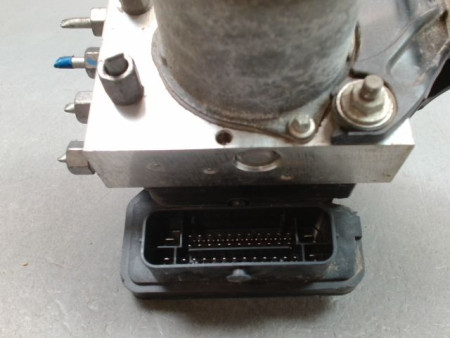 UNITE HYDRAULIQUE ABS TESLA MODEL 3