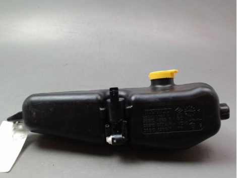 RESERVOIR LAVE-GLACE AVANT DACIA SANDERO II Phase 1 2012-...