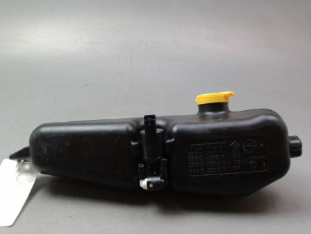 RESERVOIR LAVE-GLACE AVANT DACIA SANDERO II Phase 1 2012-...