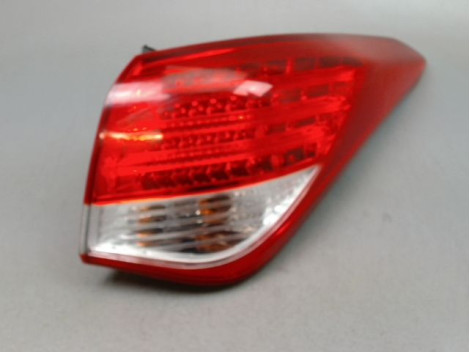 FEU ARRIERE DROIT HYUNDAI I40
