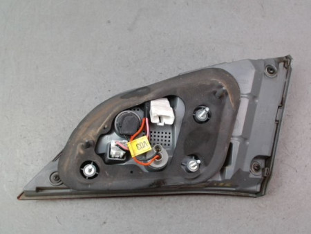 FEU ARRIERE INTERIEUR GAUCHE HYUNDAI I40