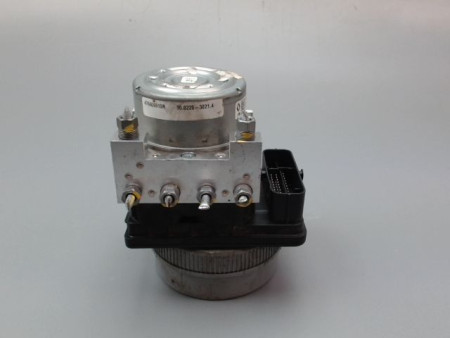 UNITE HYDRAULIQUE ABS DACIA SANDERO 2008-