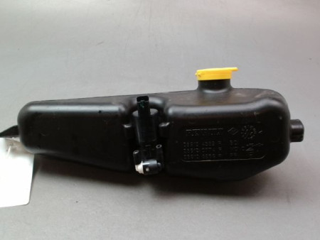RESERVOIR LAVE-GLACE AVANT DACIA SANDERO II Phase 1 2012-...