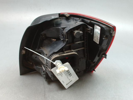 FEU ARRIERE GAUCHE  VOLKSWAGEN POLO V Phase 1 (6R) 2009-...