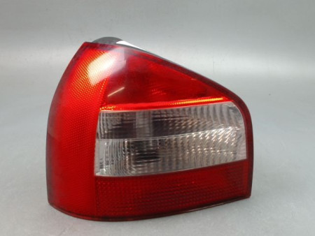 FEU ARRIERE GAUCHE  AUDI A3 I Phase 2 (8L) 2000-2003
