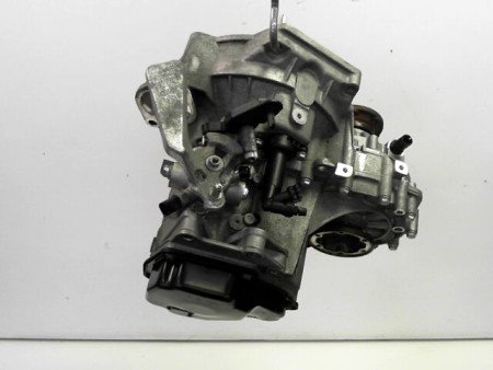 BOITE A VITESSE MECANIQUE VOLKSWAGEN POLO 1.6 TDI