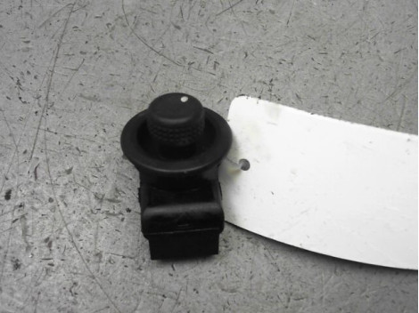 COMMANDE RETROVISSEUR EXTERIEUR ELECTRIQUE GAUCHE RENAULT MASTER FG I Phase 2 -3500- LONG SRLV 1989-1997