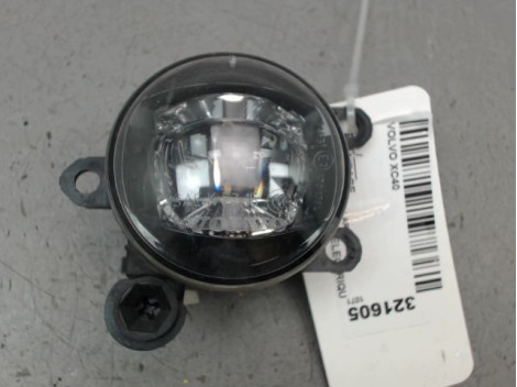 PHARE ANTIBROUILLARD AVANT GAUCHE VOLVO XC40