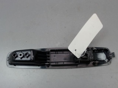 COMMANDE LEVE-GLACE PORTE AVD RENAULT MEGANE III Phase 1 2008-2012