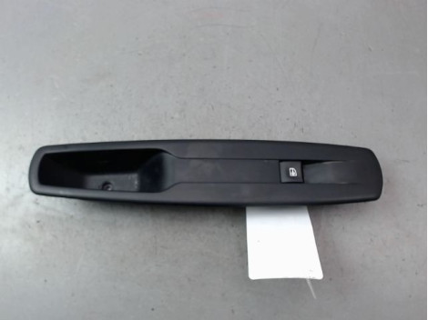 COMMANDE LEVE-GLACE PORTE AVD RENAULT MEGANE III Phase 1 2008-2012