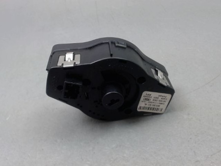 INTERIEUR COMMANDE PHARES AUDI A4 BERL. III Phase 1 (8K) 2008-2011