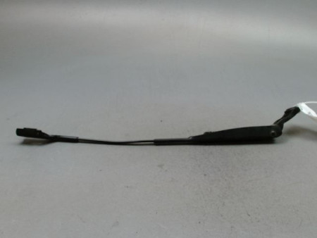 BRAS ESSUIE-GLACE AVANT GAUCHE FIAT 500 II Phase 1 2007-...
