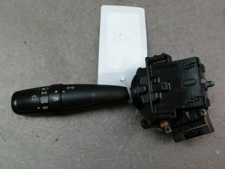 COMMANDE ECLAIRAGE SUZUKI SWIFT III 2005-2011