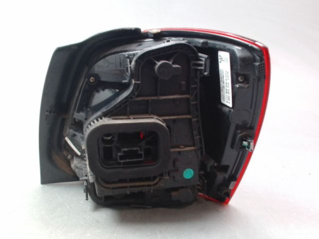 FEU ARRIERE GAUCHE  VOLKSWAGEN POLO V Phase 1 (6R) 2009-...