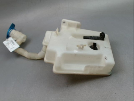 RESERVOIR LAVE-GLACE AVANT AUDI A3 SPORTBACK II Phase 2 (8P) 2008-2012