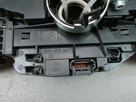 BLOC COMMODOS PEUGEOT 5008 MONOSP. I Phase 1 2009-2013