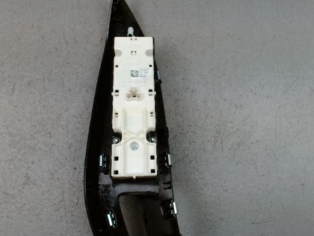 COMMANDE LEVE-GLACE PORTE AVG FORD FIESTA 2010-