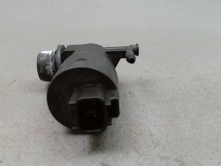 POMPE LAVE-GLACE AVANT TOYOTA YARIS 2005-