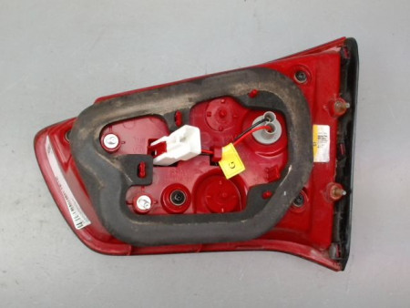 FEU ARRIERE INTERIEUR GAUCHE KIA SPORTAGE BREAK III PHASE 1 2010-2014