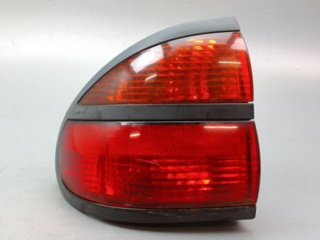 FEU ARRIERE GAUCHE  RENAULT LAGUNA I Phase 2 1998-2000