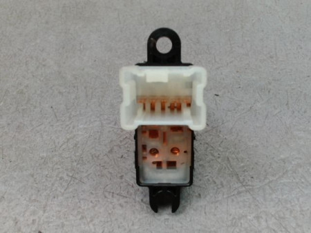 COMMANDE LEVE-GLACE PORTE ARG NISSAN QASHQAI BREAK II Phase 1 2014-...