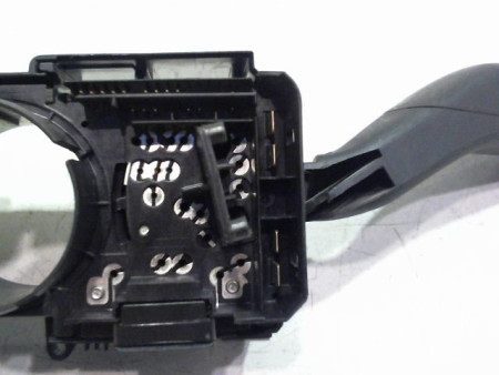 BLOC COMMODOS VOLKSWAGEN POLO IV Phase 1 2002-2005
