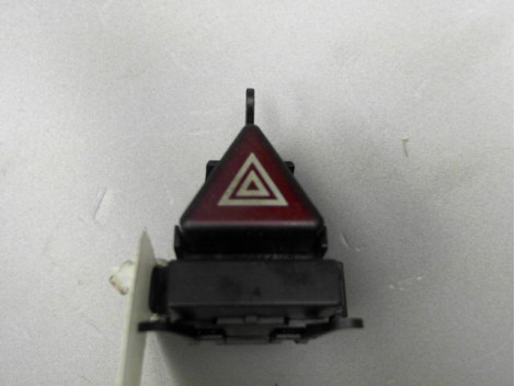 BOUTON DE WARNING MERCEDES CLASSE A MONOSP. II Phase 1 (169) 2004-2008