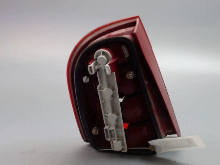 FEU ARRIERE DROIT SKODA FABIA I Phase 2 (6Y) 2004-2007