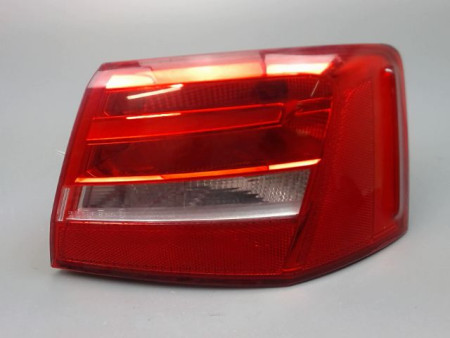 FEU ARRIERE DROIT AUDI A6 2004-